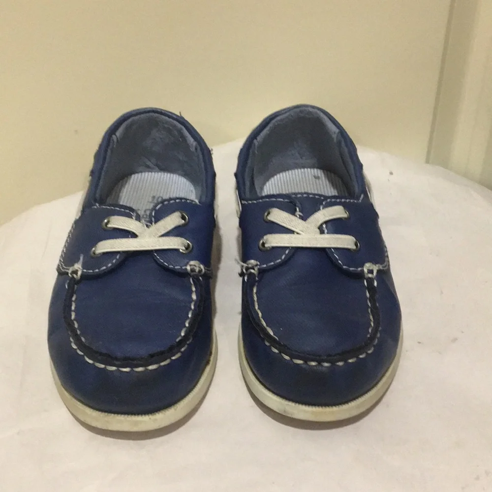 Carter’s kids toddlers loafers boat slip on preppy shoes size 10 toddler
